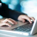 Footer de site internet professionnel avec liens, coordonnées et navigation